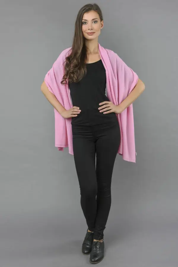 Knitted Pure Cashmere Wrap in Ultra Pink