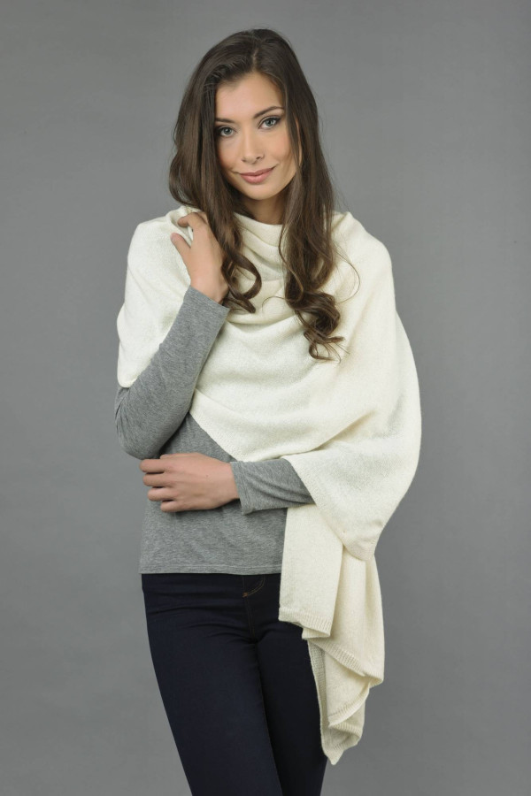 https://static.italyincashmere.com/3178-home_default/knitted-pure-cashmere-wrap-in-cream-white.jpg