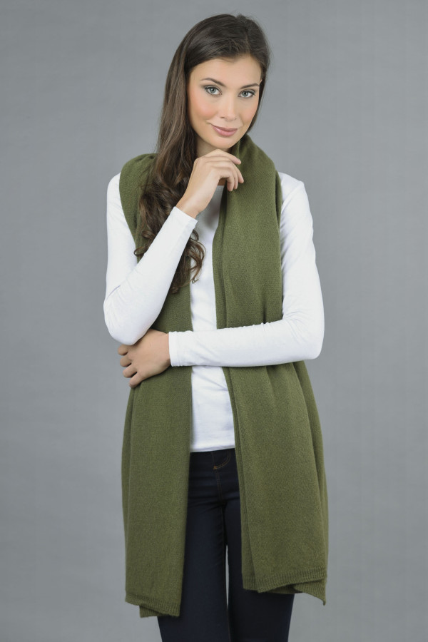 Knitted Pure Cashmere Wrap in Loden Green