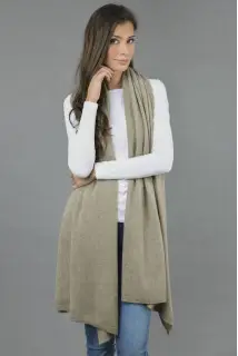 Knitted Pure Cashmere Wrap in Camel Brown