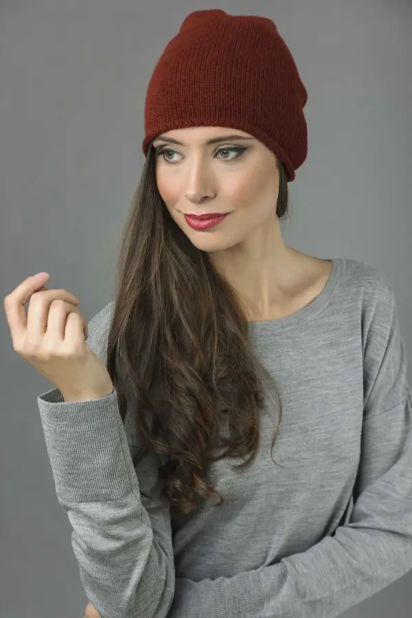 Pure Cashmere Plain Knitted Slouchy Beanie Hat in Bordeaux