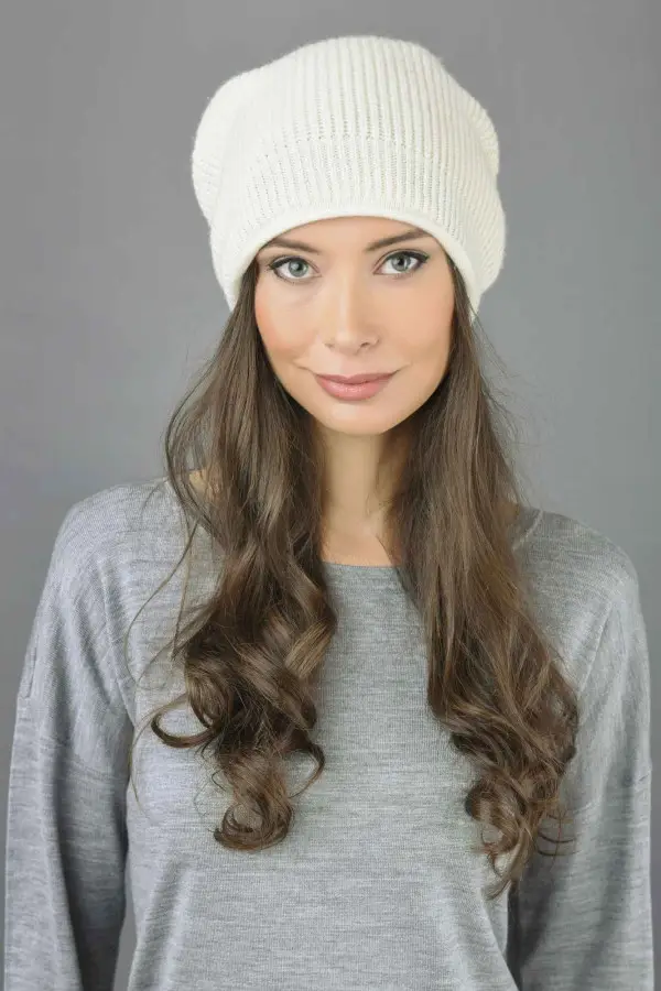 Pure Cashmere Ribbed Knitted Slouchy Beanie Hat in Cream White