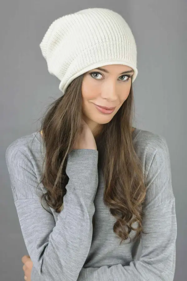 Pure Cashmere Ribbed Knitted Slouchy Beanie Hat in Cream White