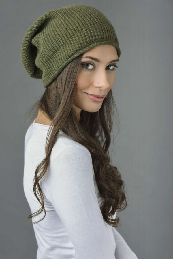 Pure Cashmere Ribbed Knitted Slouchy Beanie Hat in Loden Green