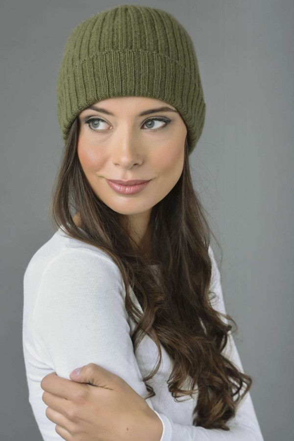 Pure Cashmere Fisherman Ribbed Beanie Hat in Loden Green