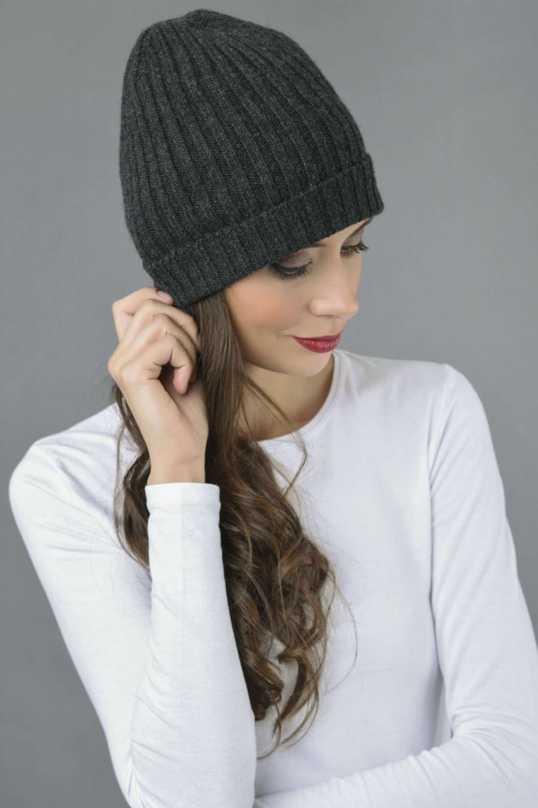 Pure Cashmere Fisherman Ribbed Beanie Hat in Charcoal Grey