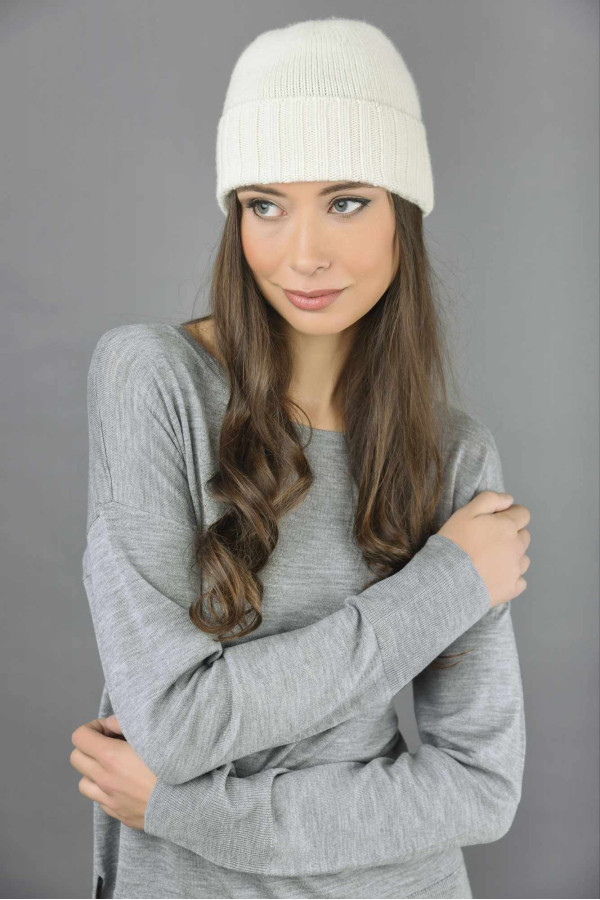 Cappello maglia rasata con risvolto a coste Bianco panna in puro cashmere