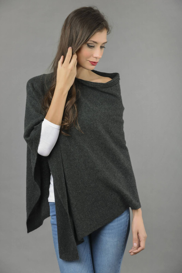Poncho asymétrique en pur cachemire en gris charbon