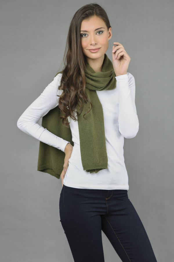Écharpe pur cachemire à maille lisse en loden vert