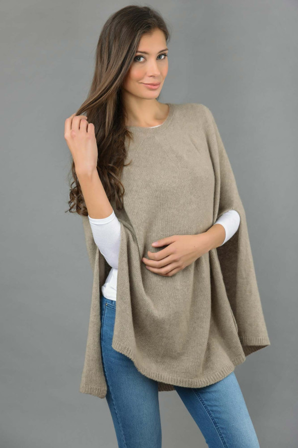 Mantella poncho in puro cashmere colore Cammello