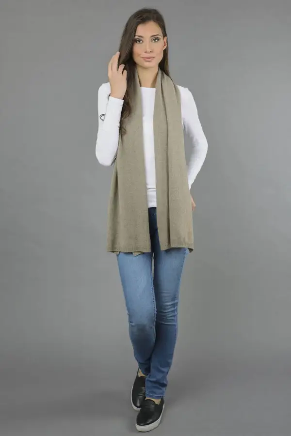 Cashmere scarf in Camel brown plain knit