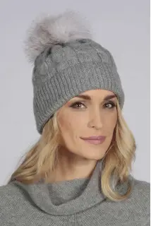 Reine Kaschmir Pelz Bommel Zopfstrick Beanie Mütze in hellgrau