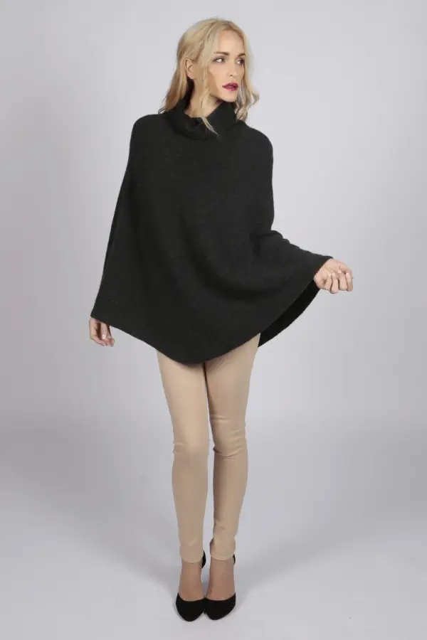 Poncho cape à col roulé 100% cachemire en gris charbon