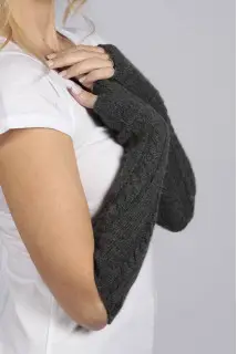 Manicotti cashmere maglia a treccia color Grigio Antracite