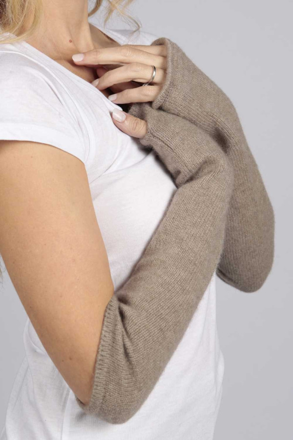 Longs gants / chauffe-poignet sans doigts pur cachemire en chameau brun