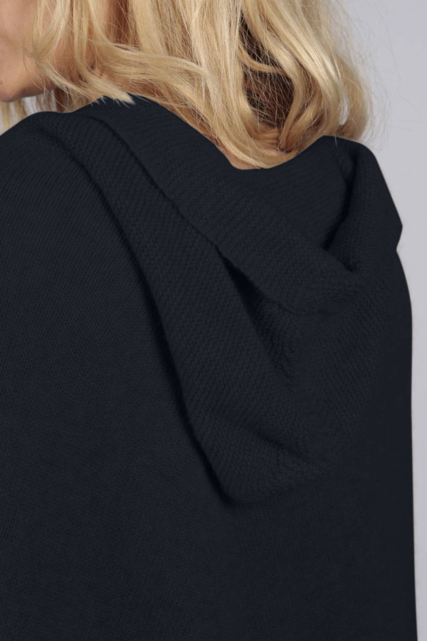 Poncho-cape pur cachemire à capuche en bleu marine
