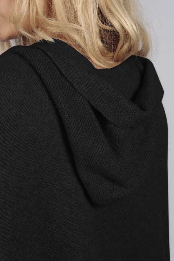 Poncho-cape pur cachemire à capuche en noir