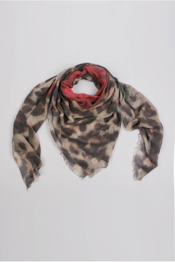 Summer scarf in bamboo wrap square shawl Rose print