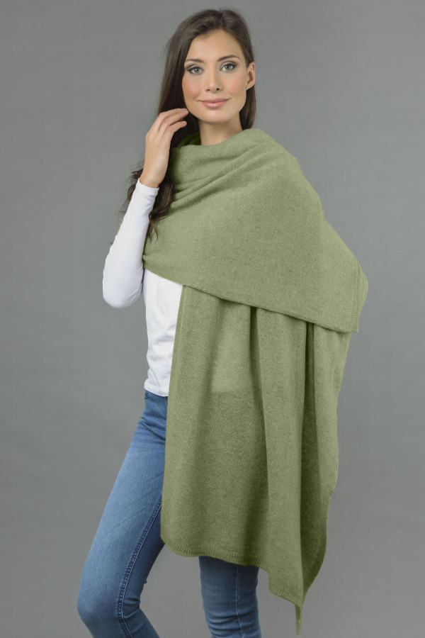 Pure Cashmere Poncho Cape, Plain Knitted in Light grey