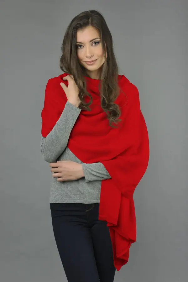 Pure Cashmere Wrap in Red