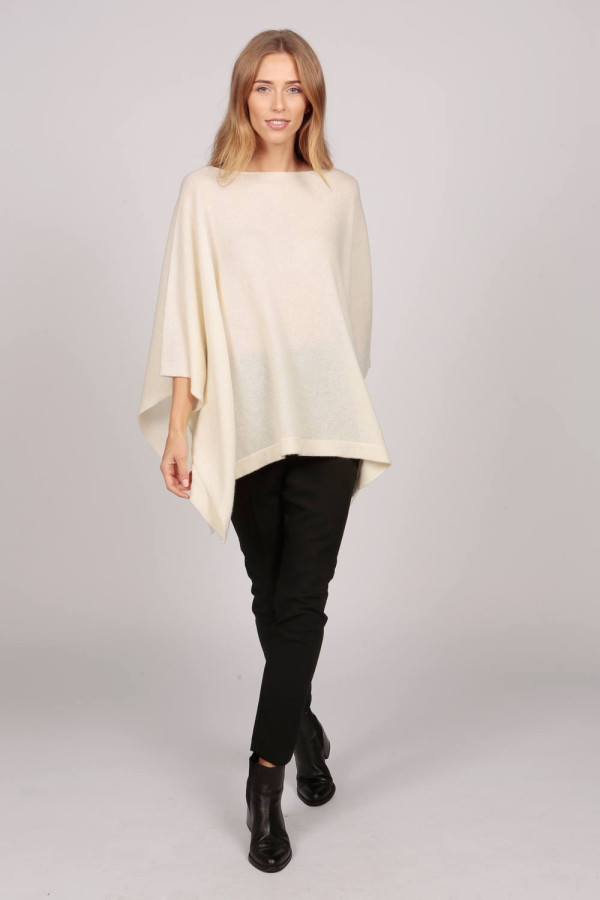 Poncho col bateau en cachemire crème blanc