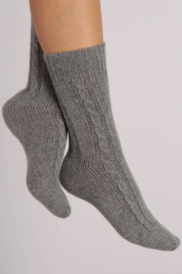 chaussette en cachemire pure  en tricot torsadé