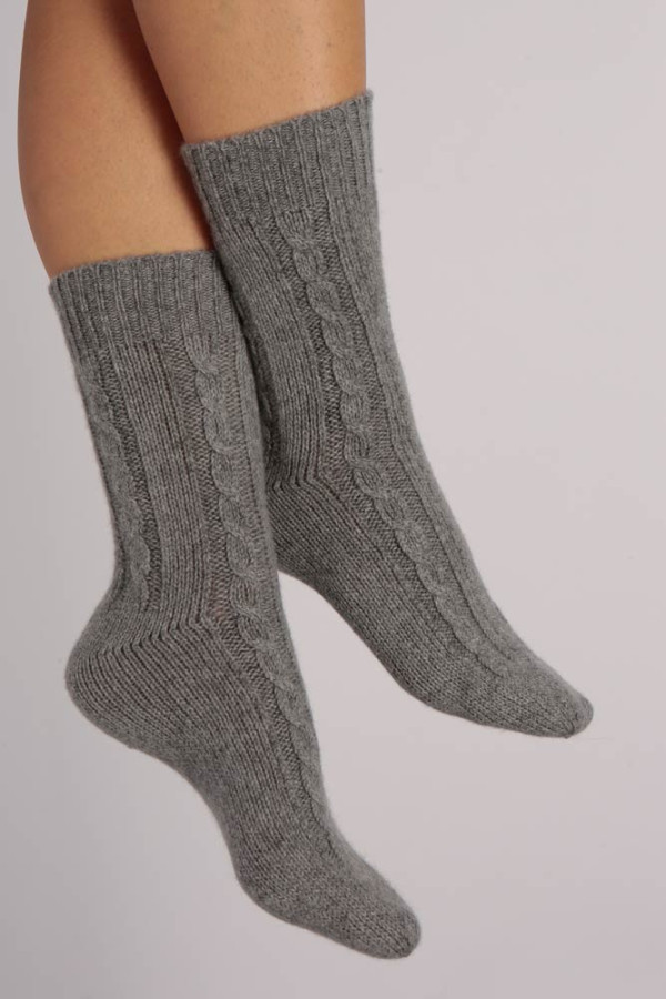 chaussette en cachemire pure  en tricot torsadé
