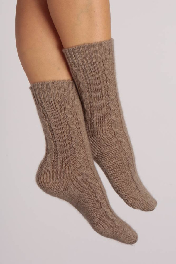 chaussette en cachemire pure  en tricot torsadé