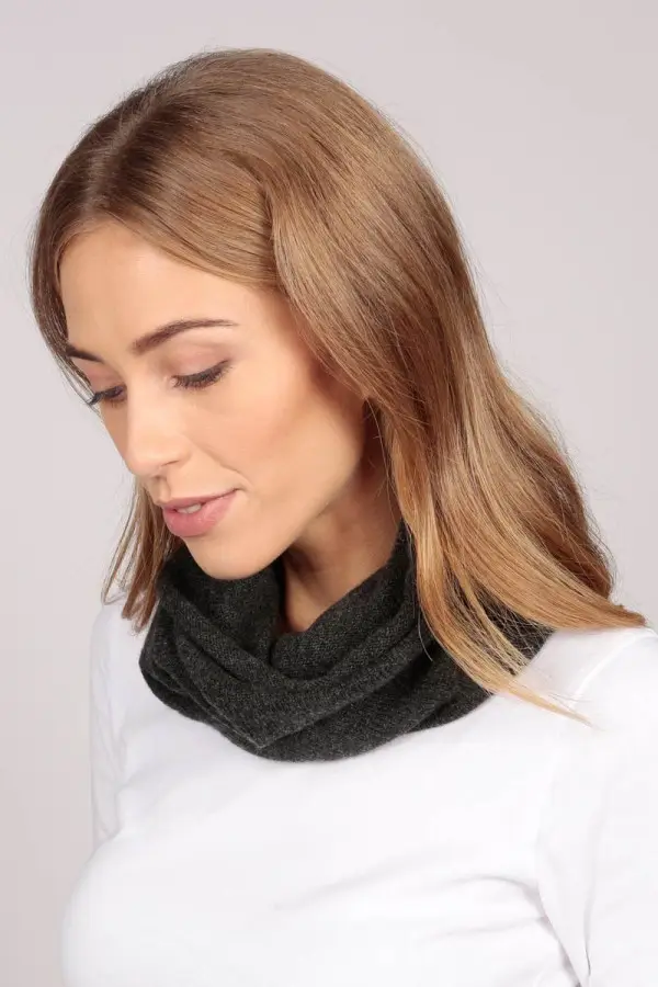 Scalda collo in cashmere color Grigio Antracite