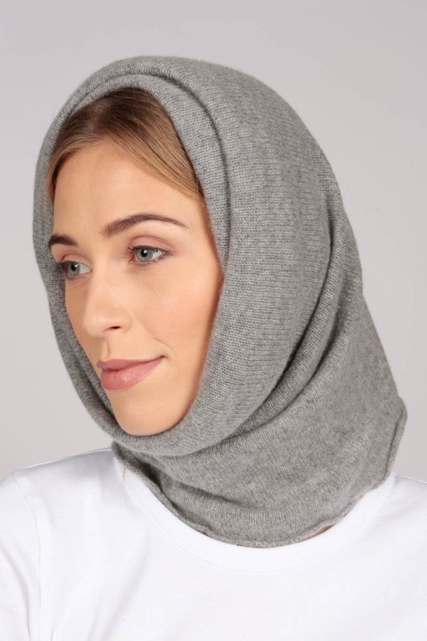 Cashmere snood in light grey