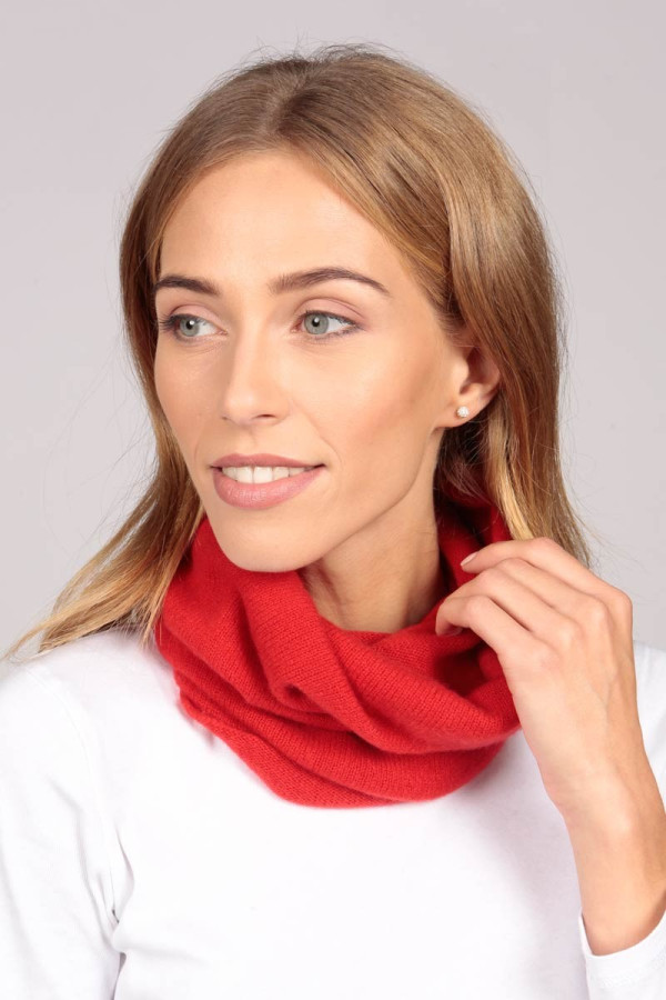Cashmere Snood in red (100% Pure) | italyincashmere.com