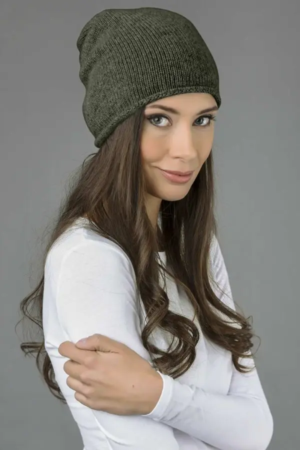 Reine Kaschmir Glatt Gestrickte Slouch Beanie Mütze in Militärgrün