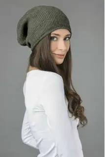 Pure Cashmere Ribbed Knitted Slouchy Beanie Hat in Army Green