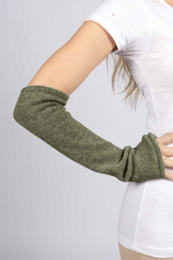 Longs gants / chauffe-poignet sans doigts pur cachemire en vert militaire