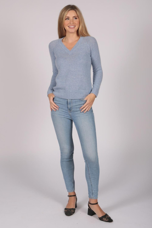 Kaschmirpullover mit V-Ausschnitt hellblau