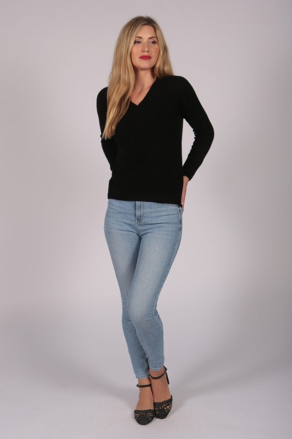 Kaschmirpullover mit V-Ausschnitt schwarz