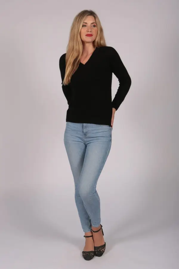 Black V-Neck Cashmere Sweater