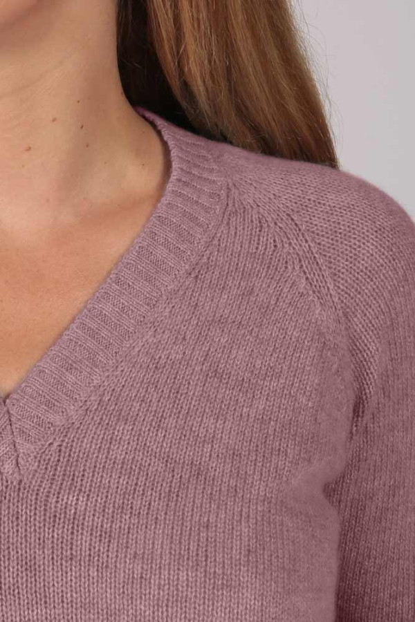 Antique Pink V-Neck Cashmere Sweater