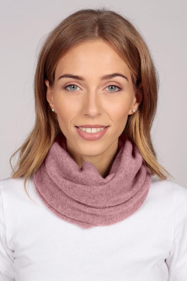 Cache-cou en cachemire en rose antique