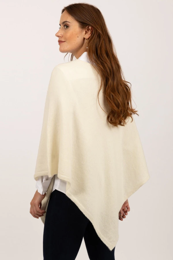 V-förmiger Bootsausschnitt Kaschmir-Poncho in Cremeweiß