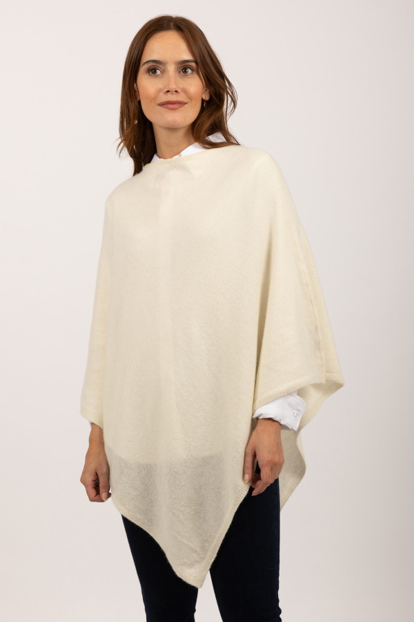V-Shaped Boat Neck Cashmere Poncho in Cream White